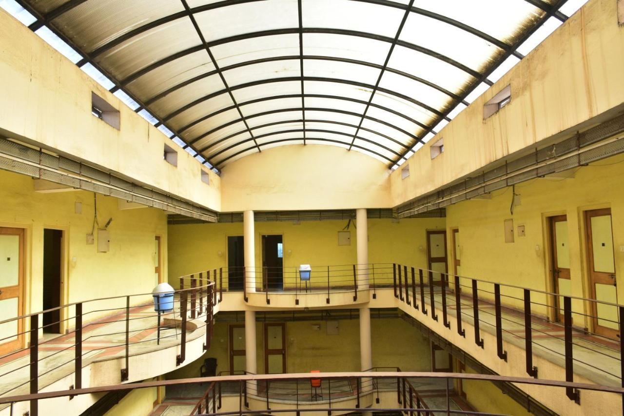 Hotel Mid East Haridaspur 외부 사진